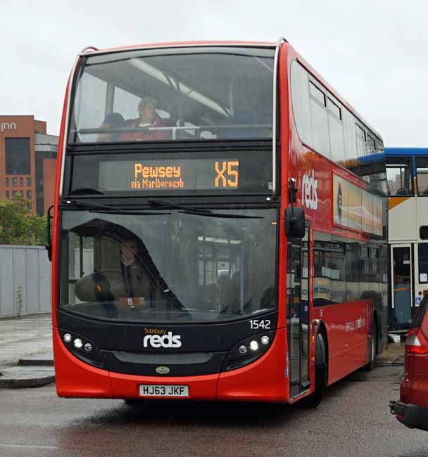 Salisbury Reds Alexander Dennis Enviro400 1542